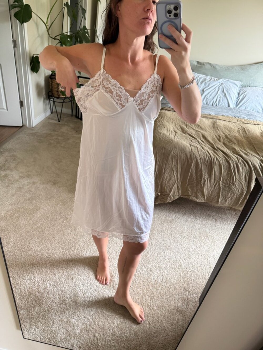 Vintage White Nightgown Slip with Lace Detailing Size XL - Picture 2 of 5